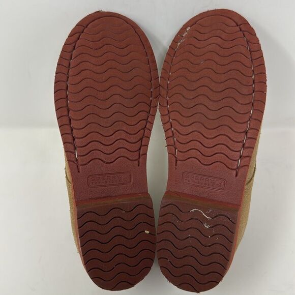 Sperry Topsider Tevin Boys shoes, size 5.5, the color is “dirty buck” - Picture 7 of 13